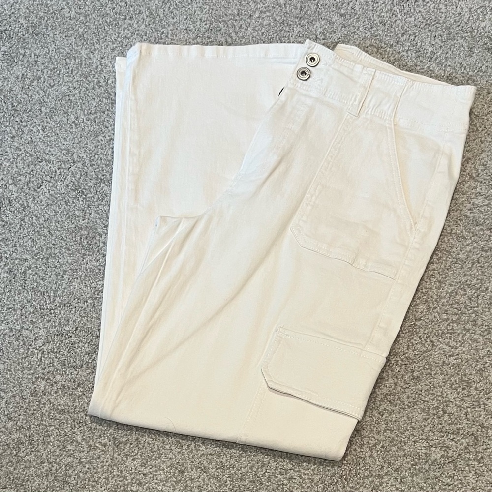 Cream cardigan, pants size 11